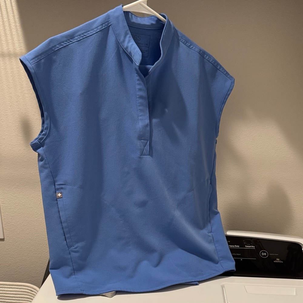 Figs Rafaela oversized scrub top - ceil blue